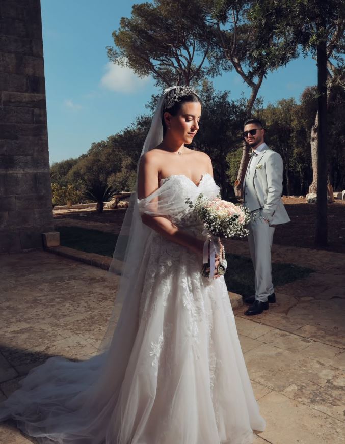 Bride and groom at night, Ace Production
